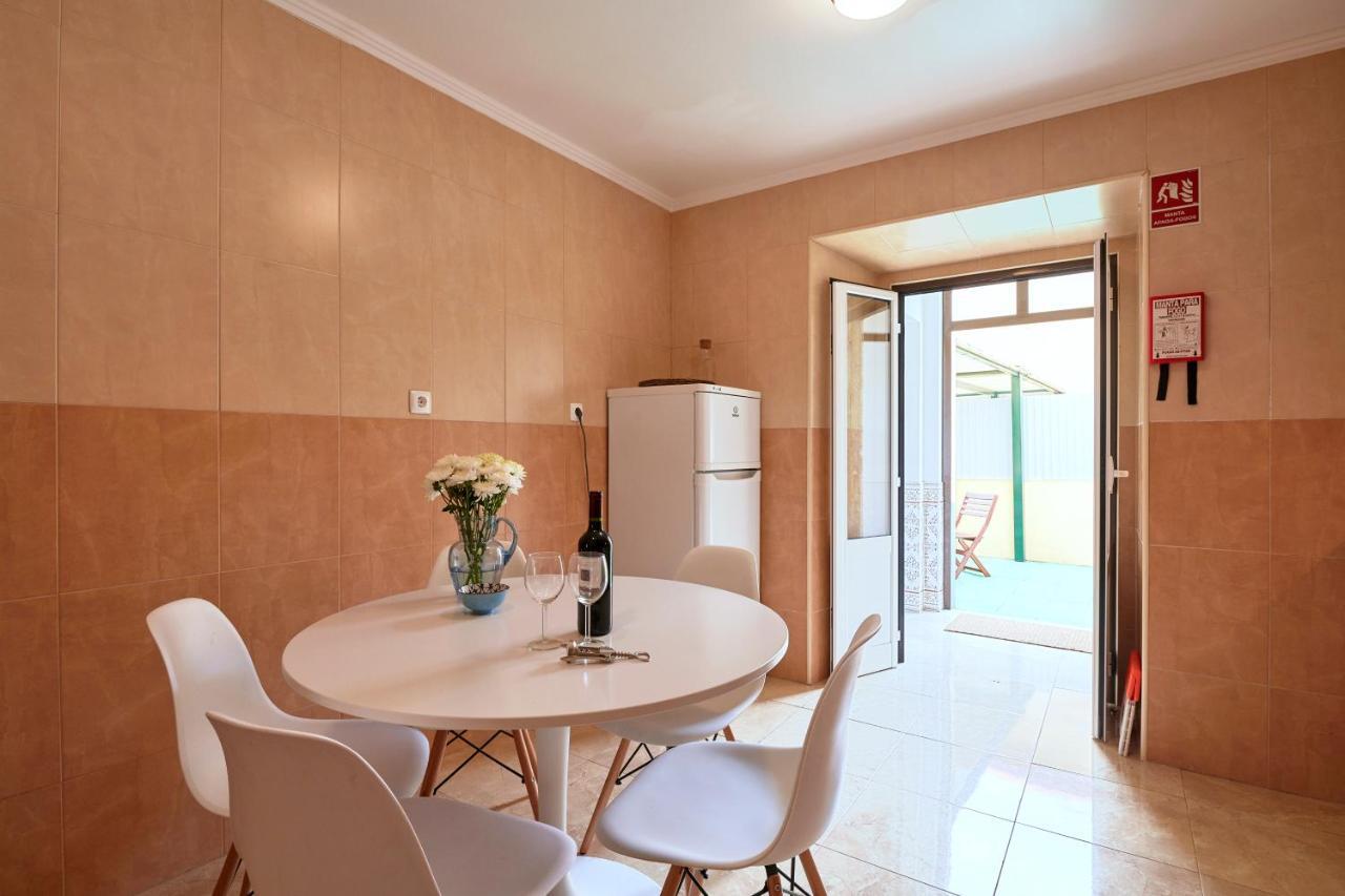 Spacious And Renovated Apartment With Amazing Patio, By Timecooler Lisbon Exterior photo